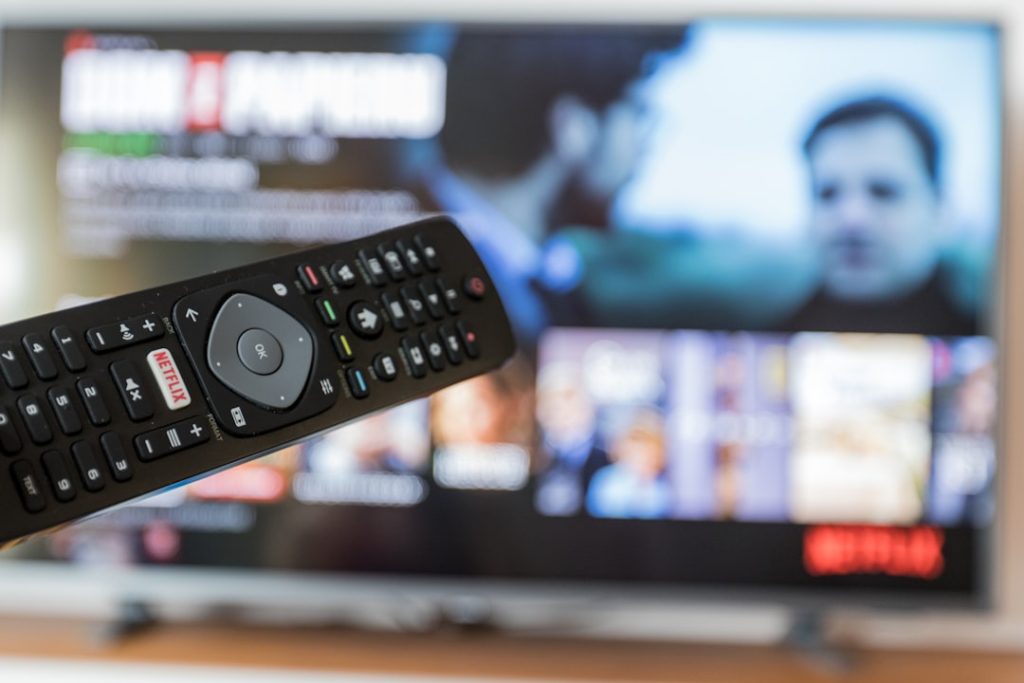 découvrez les services iptv pour accéder à un large choix de chaînes tv et contenus en streaming sur tous vos appareils, avec une qualité optimale et une expérience utilisateur personnalisée.