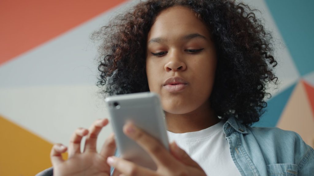 découvrez des informations et statistiques sur le temps d'utilisation d'internet, ses tendances et son impact au quotidien.